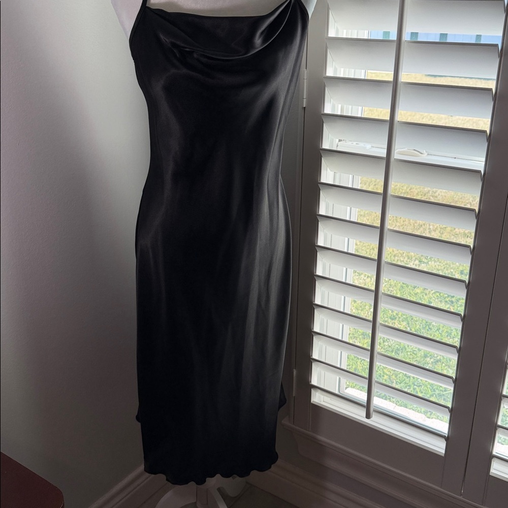 Juniors Women’s Bebe Black Satin Dress medium